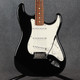 Fender Player Stratocaster - Black - 2nd Hand (151909) Fender Player Stratocaster - Black - 2nd Hand (151909)