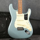 Fender Vintera Series 60s Stratocaster - PF - Ice Blue Metallic - 2nd Hand Fender Vintera Series 60s Stratocaster - PF - Ice Blue Metallic - 2nd Hand
