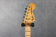 Fender Stratocaster - Hardtail - 3-Tone Sunburst - 2nd Hand