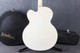 Washburn J-9 - Vintage White - 2nd Hand