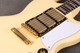 Harley Benton DC-600 VI Vintage Series - Vintage Ivory - 2nd Hand