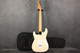 Fender Vintera 60s Stratocaster Modified - Olympic White - 2nd Hand