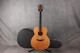 Lowden O-23 - Cedar Top - Walnut Back and Sides - 2nd Hand