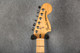 Fender Deluxe Roadhouse Stratocaster - Candy Apple Red - 2nd Hand