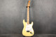 Fender Player Stratocaster - Buttercream - 2nd Hand (171030)