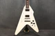 Vintage V60GO Graham Oliver Flying V - White - 2nd Hand