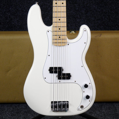 Fender Standard Made-in-Mexico Precision Bass - White w/Hard Case - 2nd ...