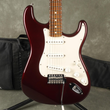 Fender Mexican Standard Stratocaster - Wine Red w/Gig Bag - 2nd Hand