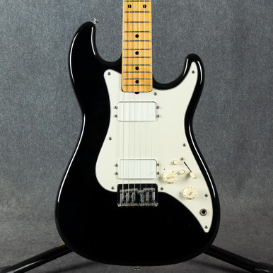 Squier Bullet Series H2 1984 Made in Japan Black 2nd Hand | Rich
