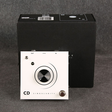 Collision Devices Singularity Fuzz Pedal White 2nd Hand | Rich