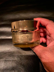 VACY Smooth Gold Revitalizing Vitamin E Rich Cream 