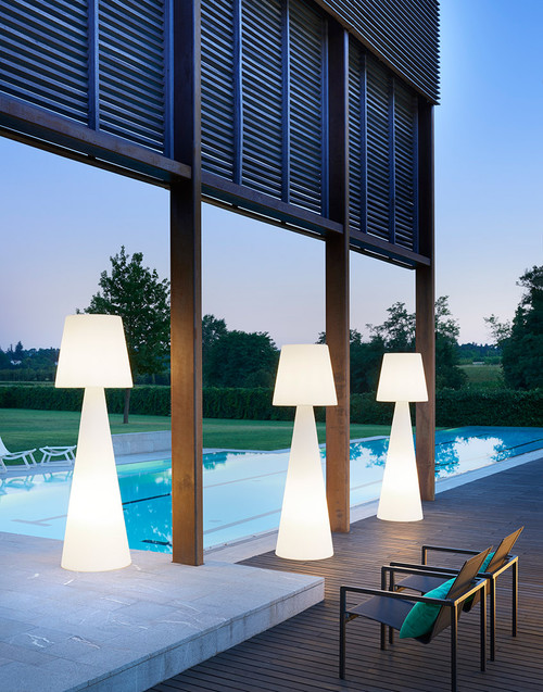 Pivot Floor Lamp | Indoor and Outdoor | Designed by Carlo Costantini | Slide