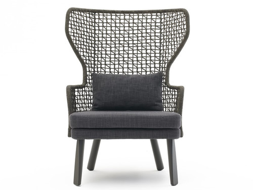 Emma Bergere Armchair | Outdoor | Designed by Monica Armani | Varaschin