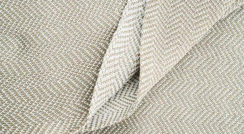 Trama Blanket Beige White | Outdoor | Designed by R&D Varaschin | Varaschin