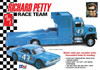 AMT1072/06  AMT1072/06 1/25 Petty Race Team Dodge Dart/Hauler Truck