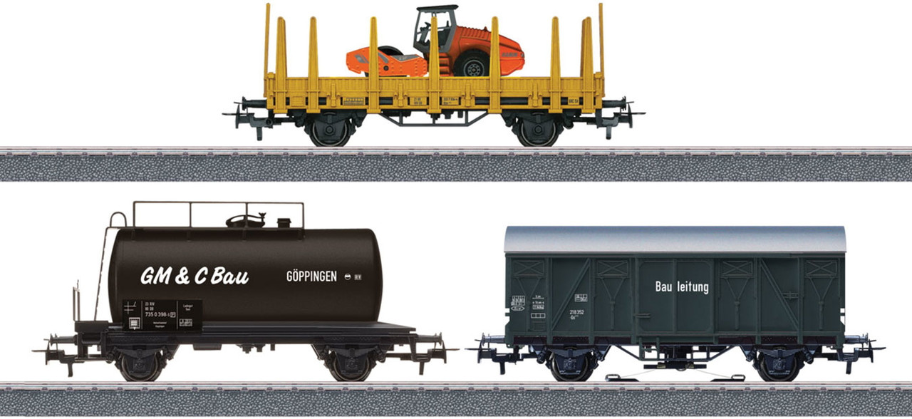 44083 Construction Site Freight Car Set - 3-Rail w/Sound & Digital - Start Up -- Stake Car w/Load, Tar Service Tank Car, Boxcar w/Digital Sound Decoder