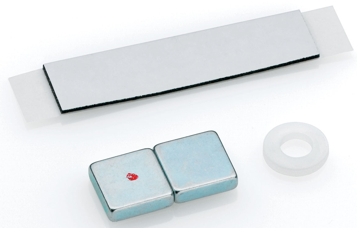 7558 Magnet Set -- For Cars - Set of 2