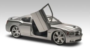 RMX852052  852052 1/25 Dodge Charger SRT8