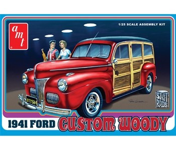 AMT-906  1/25 1941 Ford Custom Woody Car