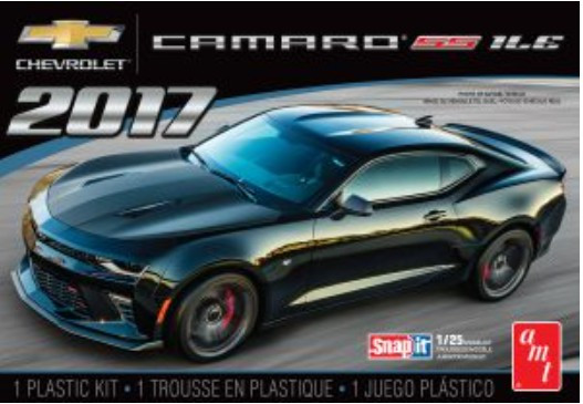 AMT-1032  1/25 2017 Chevy Camaro 1LE (Snap)