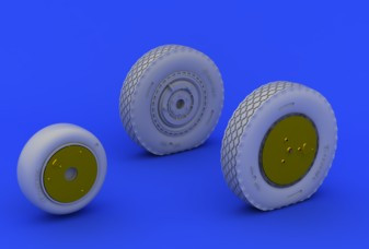 1/32 Aircraft- P39 Late Wheels for KTY (Photo-Etch & Resin)