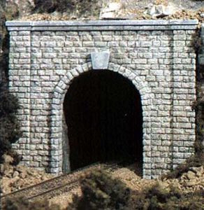 HO Single Tunnel Portal, Cut Stone