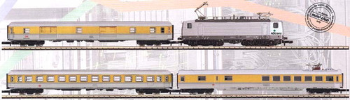 M81424  2001 Excl 4/01 DB Measurement Train - Discontinued
