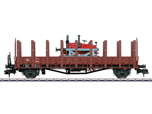 58819 Rmm Ulm Low-Side Gondola w/Stakes & Lanz Speeder Load - Ready to Run -- German State Railroad DR (Era II, Boxcar Red)