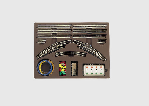 8193 BOX!  T2 Extension Set w/Electric Turnouts