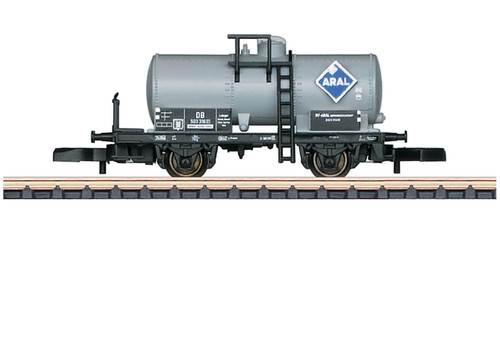 82324 Two-Axle Tank Car wth Brakeman's Platform - Ready to Run -- ARAL (Era III, gray, blue, black)