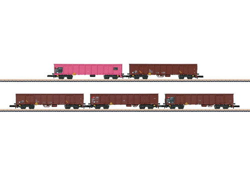 W441-82540  Type Eanos Gondola 5-Pack & Sugar Beet Loader Laser-Cut Kit - Ready to Run -- Swiss Federal Railways SBB (Era VI, 4 Boxcar Red, 1 pink)