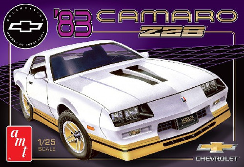 AMT-1051  1/25 1983 Chevy Camaro Z28