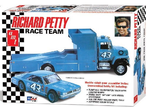 AMT-1072  1/25 Richard Petty Team Dodge Dart Sportsman Race Car & Ford LN8000 Hauler Truck