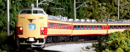 Series 485-300 6-Car Basic Set Powered