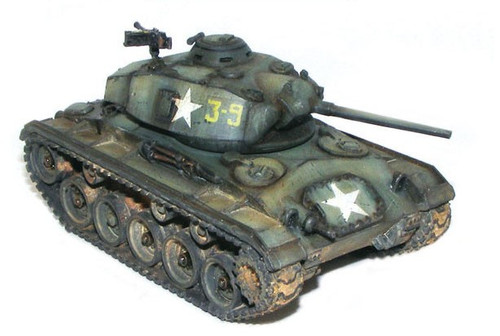 28mm Bolt Action: WWII M24 Chaffee US Light Tank w/Commander (Resin w/Metal Parts)