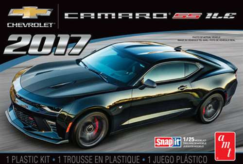 AMT1032M  1/25 2017 Chevy Camaro 1LE, Snap