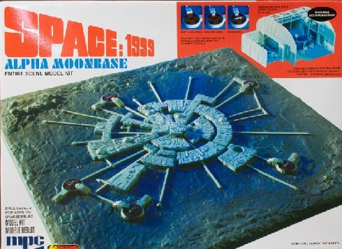 MPC-803  1/3200 Space 1999: Alpha Moon Base