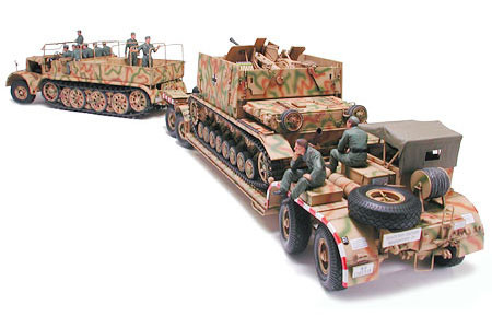 1/35 German 18-Ton Halftrack FAMO & SdAh116 Transporter