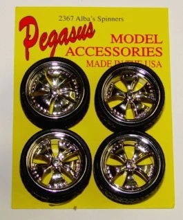 PGH-2367  1/24-1/25 Alba's Chrome Spinning Centers Rims w/Tires (4)