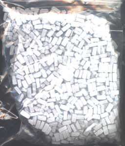 PGH-5198  Multi-Scale Small Grey Bricks (Resin)