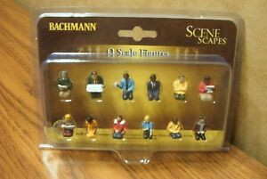 BAC33165  O Waist-Up Seated Passengers (12)