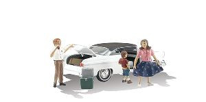 AS5546 Pit Stop (Car & Family Figures) HO