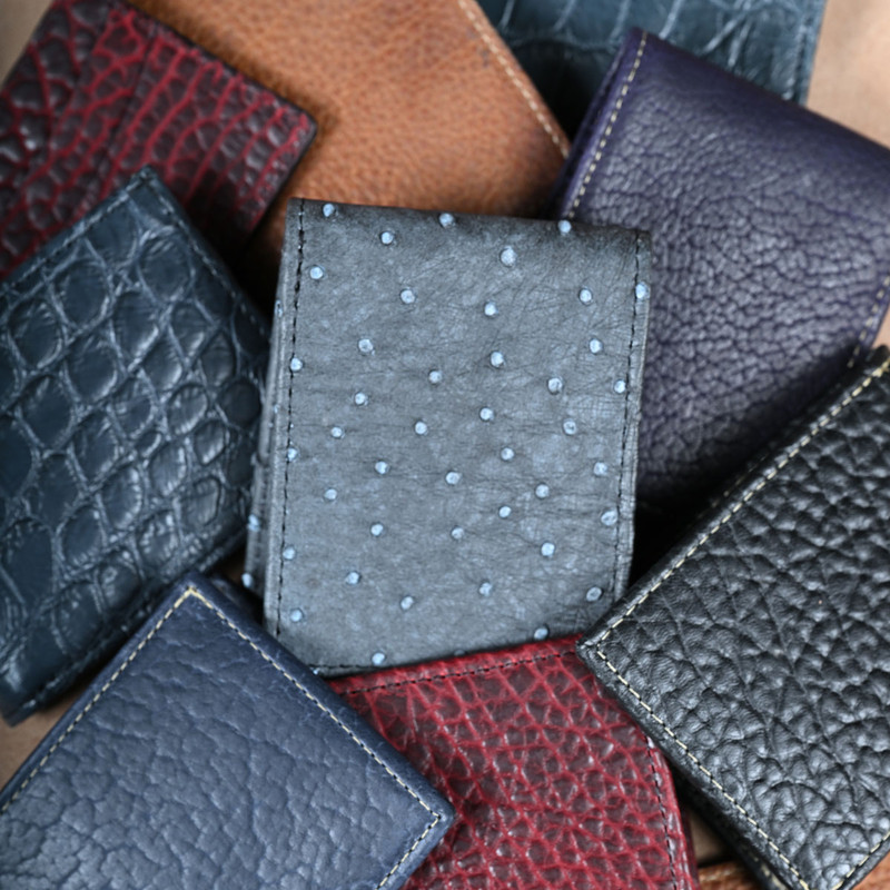 Why Handmade Leather Accessories Outlast Mass-Produced Items