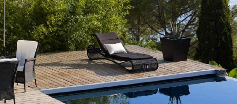 6 DESIGNER-APPROVED OUTDOOR CHAISE LOUNGES