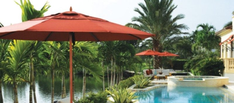 ASK AN EXPERT: WHAT IS THE BEST COLOR FOR A PATIO UMBRELLA?
