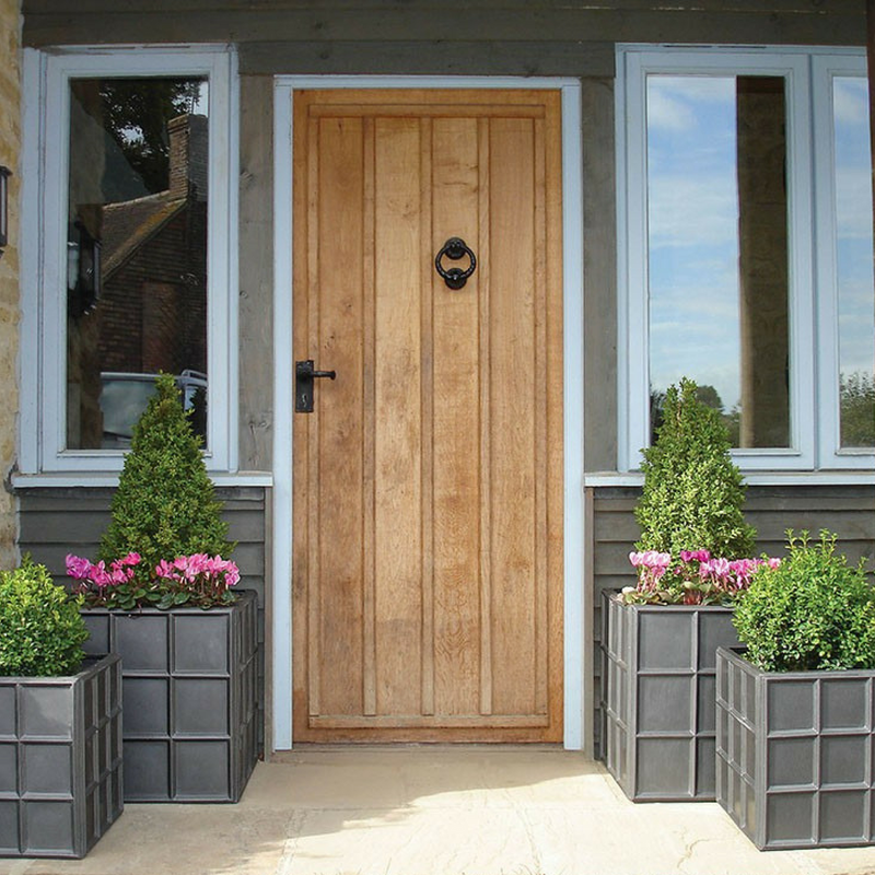 Use Outdoor Planters to Define Your Outdoor Space