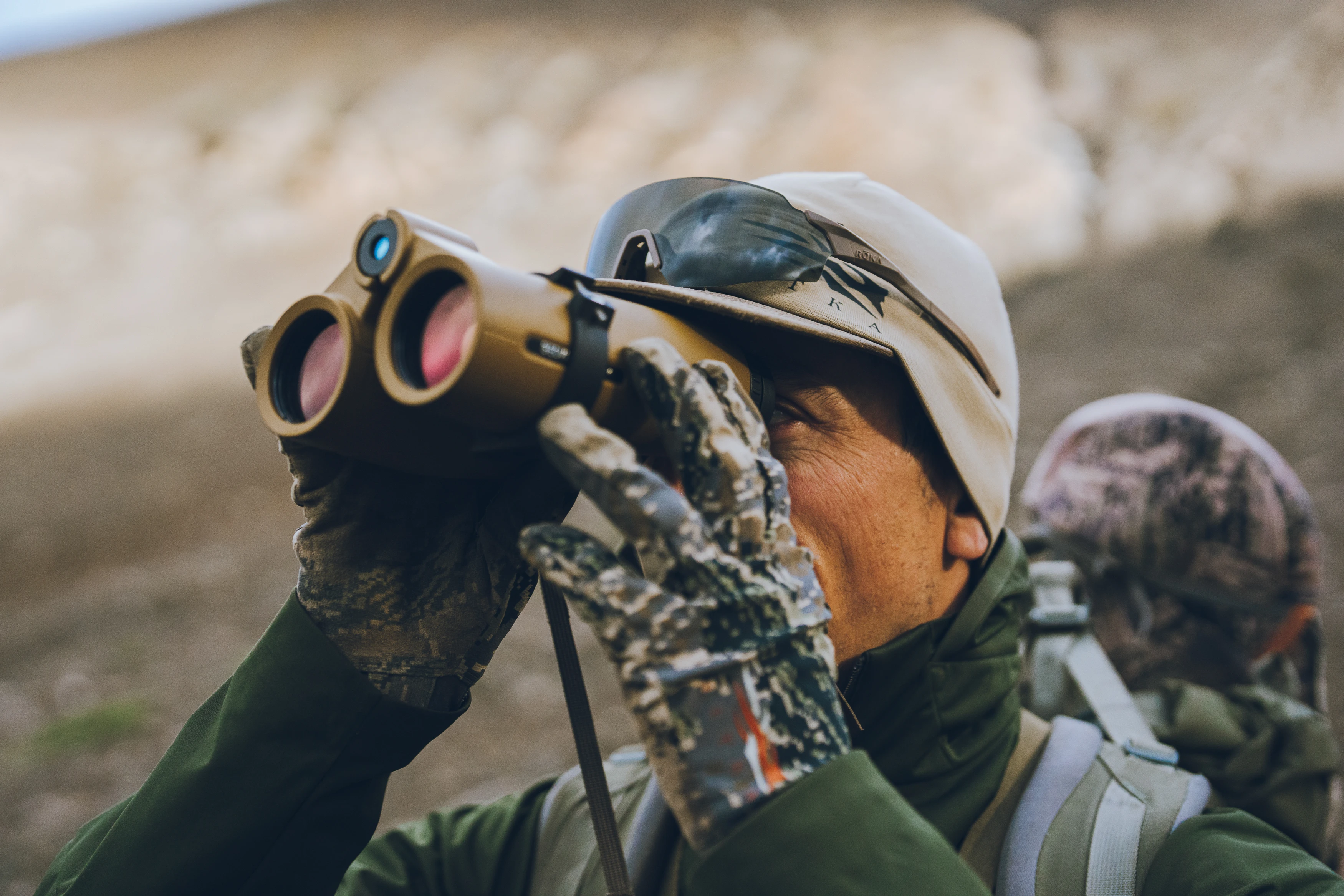 Leica Geovid Max 10x42 rangefinding binoculars