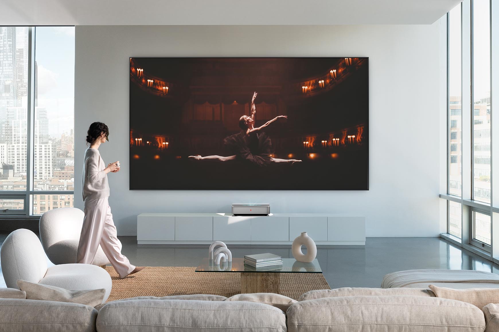 Holiday Free Screen Offer