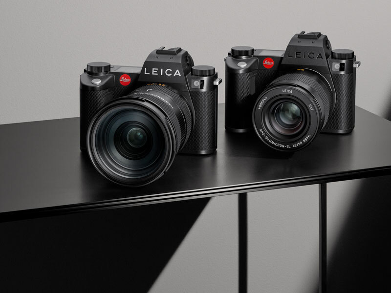 Leica SL mirrorless system cameras with lenses