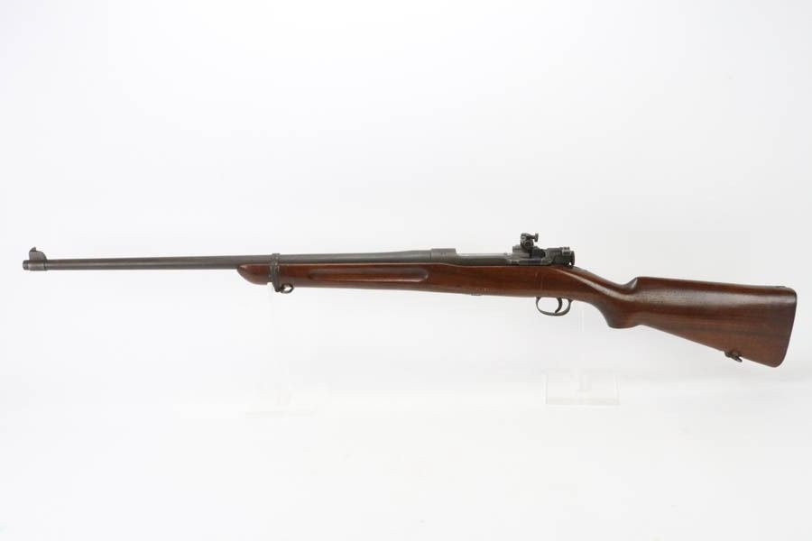 US Rifles From WW1 & WW2: M1 Garand, M1 Carbine, M1903 Springfield ...